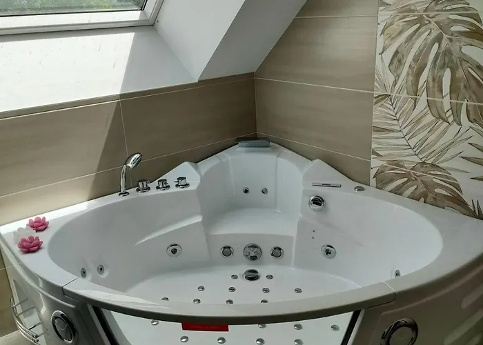 AU BON ACCUEIL A PORCARO AVEC ACCES au SPA EN ILLIMITE